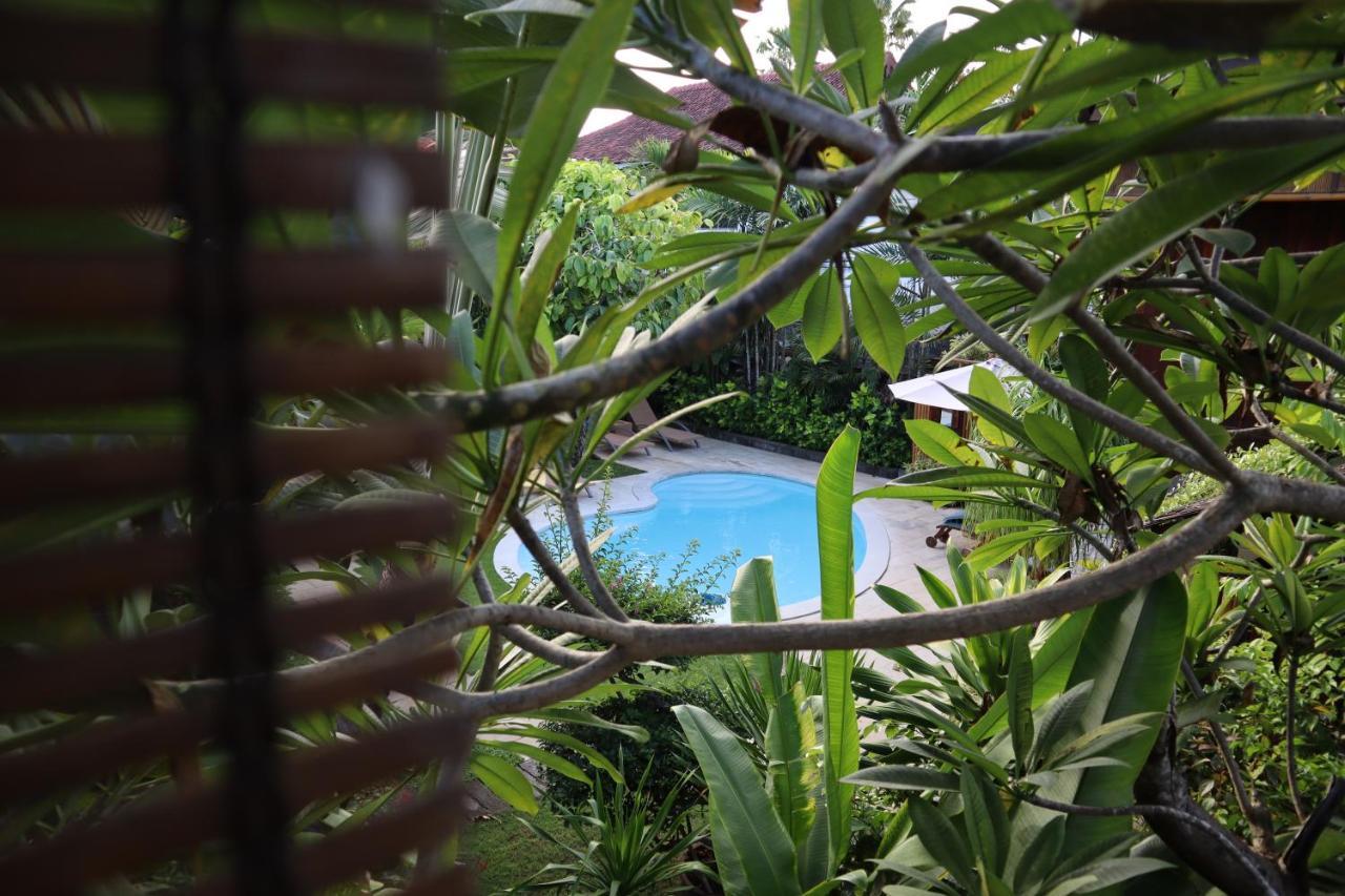 Pondok Agung Bed & Breakfast Нуса-Дуа Экстерьер фото