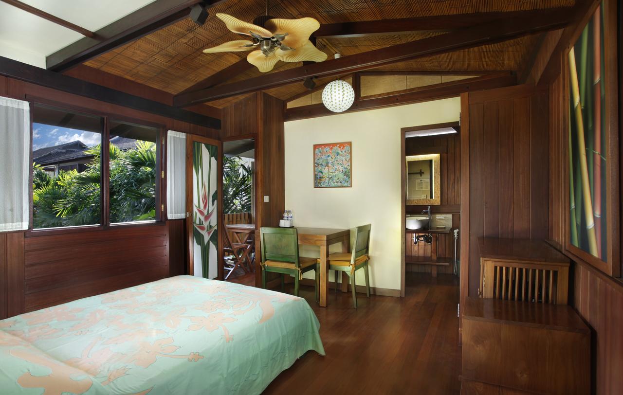 Pondok Agung Bed & Breakfast Нуса-Дуа Экстерьер фото