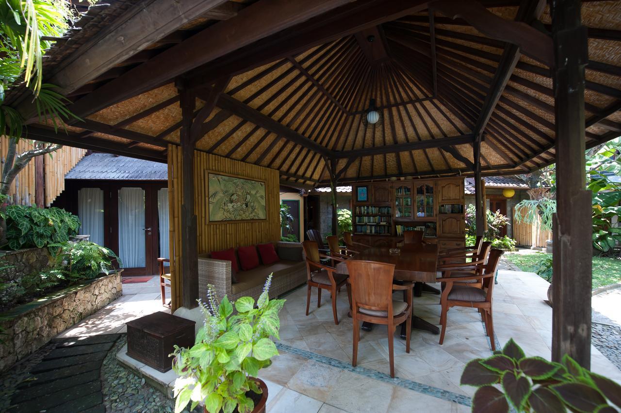 Pondok Agung Bed & Breakfast Нуса-Дуа Экстерьер фото