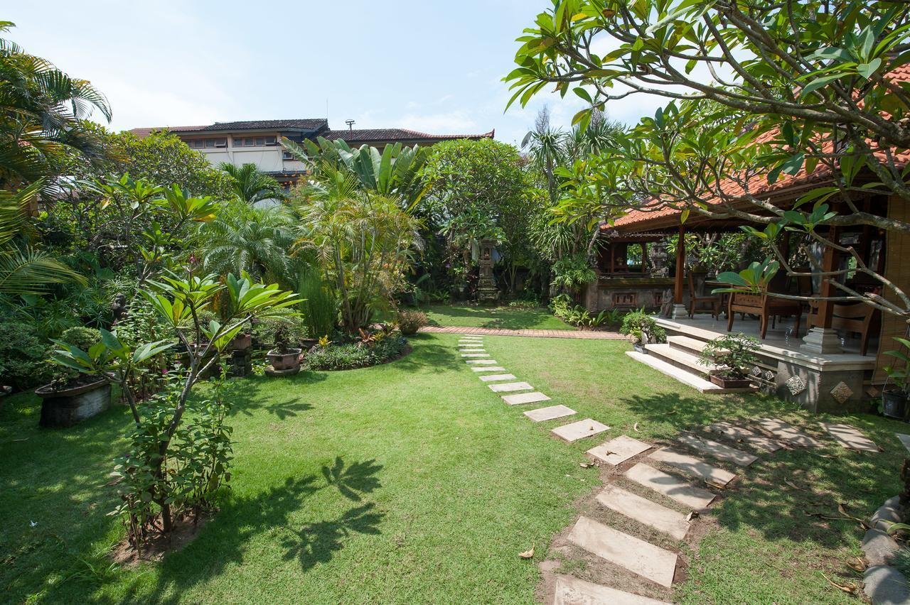 Pondok Agung Bed & Breakfast Нуса-Дуа Экстерьер фото