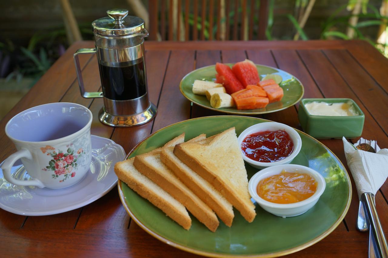 Pondok Agung Bed & Breakfast Нуса-Дуа Экстерьер фото